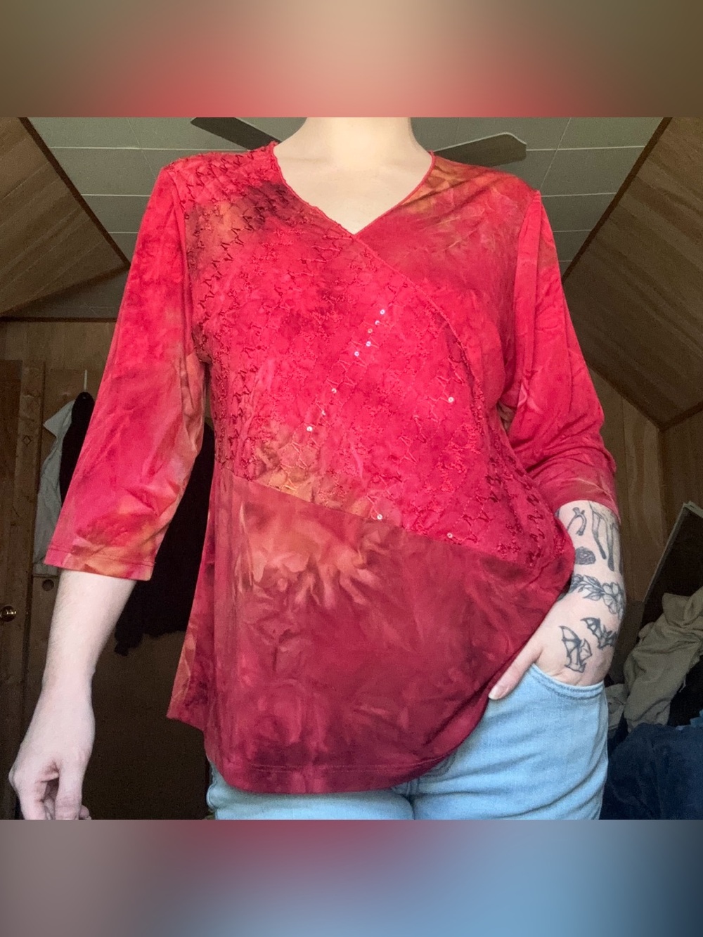 Dressbarn Y2K Red Gold Sequin Embroidered V-Neck Boho 3/4 Sleeve Blouse Large